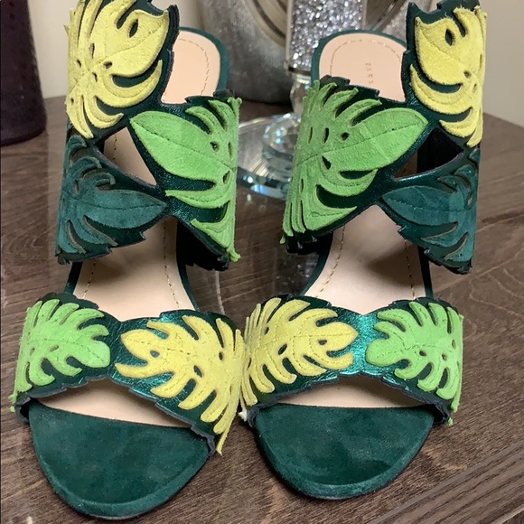ZARA WRAP-AROUND LEATHER LEAF SANDALS - Picture 14 of 16
